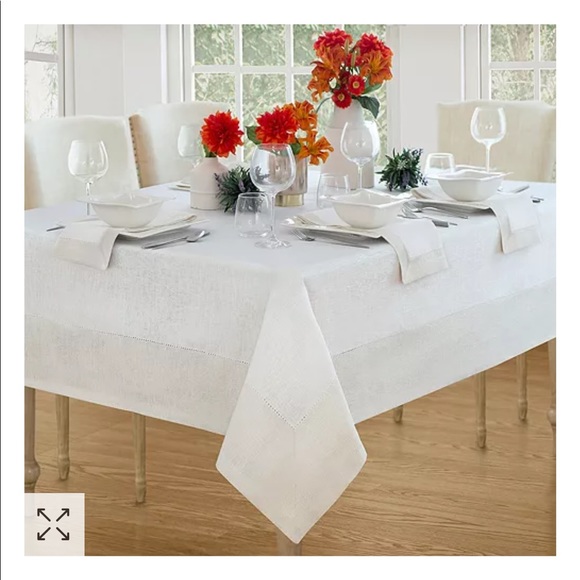 Villeroy & Boch Dining Villeroy Boch New Wave Tablecloth 7 Round